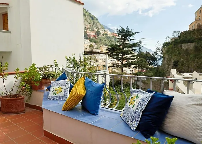 Apartment Casa Claudia - Center 5 Minutes To Positano