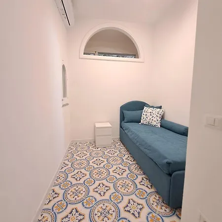 Apartmán Casa Claudia - Positano Center - 5 Minutes To Beach - For 4 People, Ideally Located In The Heart Of Positano, With Terrace *